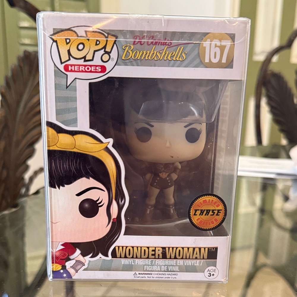 Pop Heroes Wonder Woman Vinyl Figure with Chase